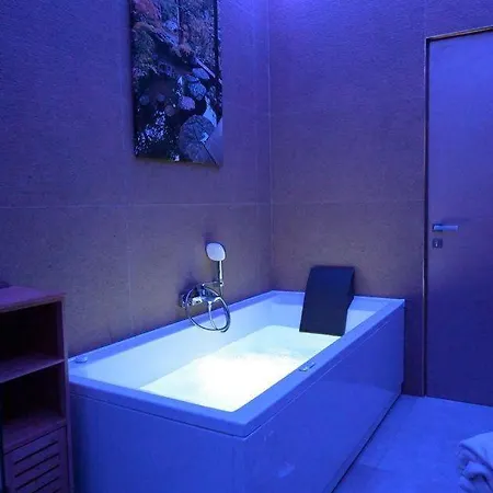 Modern House 4* 포자