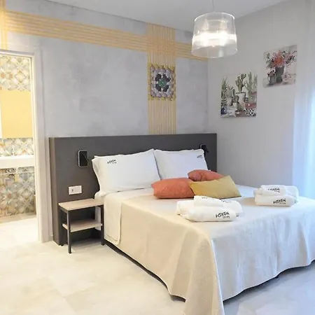 Bed & Breakfast Modern House 4*