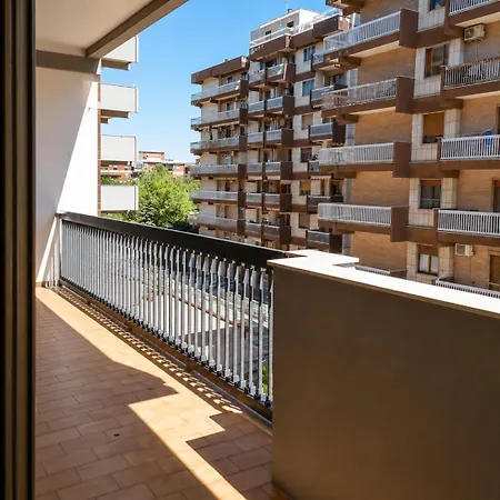 Oda ve Kahvaltı Modern House Foggia